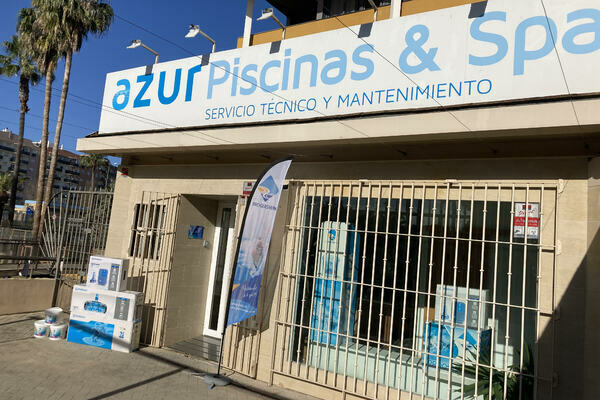 Productos y accesorios para piscinas.