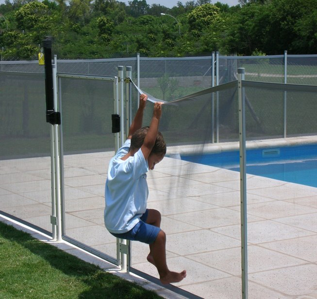 Cuánto cuesta instalar un vallado en una piscina?